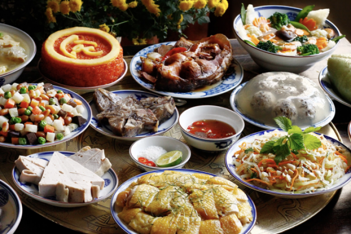 Hâm nóng thức ăn ngày Tết thế nào để tránh ngộ độc