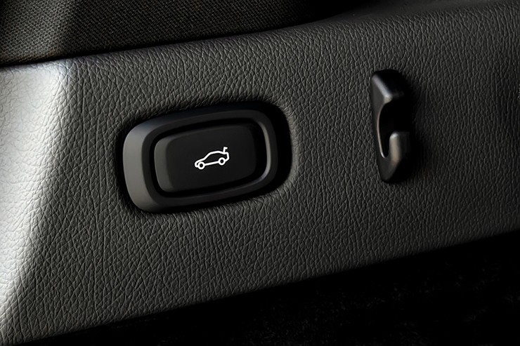 Giá xe VinFast VF 9 tháng 2/2026, bản Eco giảm tới 150 triệu đồng - 16