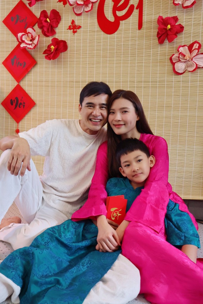 Tết nhà Thúy Diễm - Lương Thế Thành ở biệt thự 200 m2 - 6