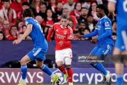 Trực tiếp bóng đá Benfica - Real Madrid: Tấn công liên hồi (Cúp C1)