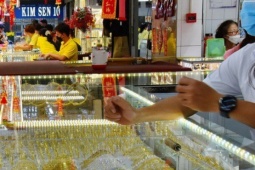 Giá vàng hôm nay 18-2: Sụt giảm mạnh