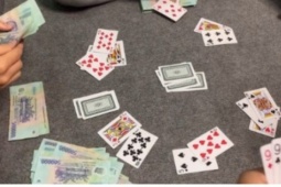 Đánh bài ngày Tết: Khi nào “chơi cho vui”, khi nào vi phạm pháp luật?