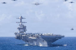 Mỹ triển khai hàng chục máy bay chiến đấu và chiến hạm lớn nhất thế giới đến Trung Đông