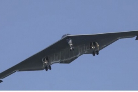 Bí mật trong khoang lái máy bay ném bom B-2 Spirit