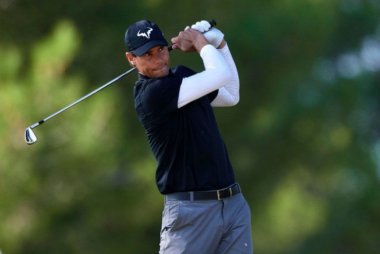 Nadal bén duyên với môn golf