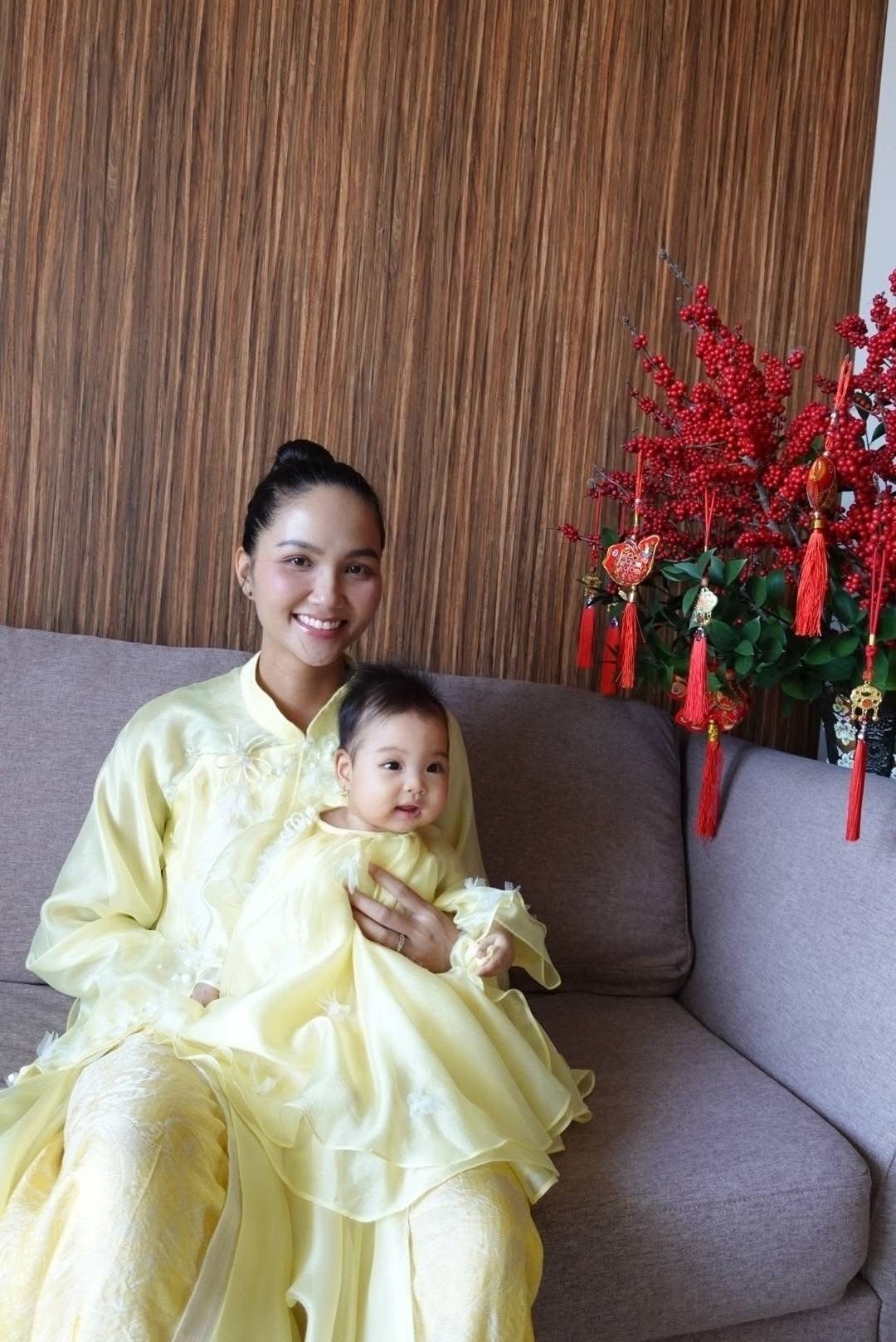 Dịp Tết Nguyên Đán, con gái Harley của H'Hen Niê vừa tròn 5 tháng tuổi.