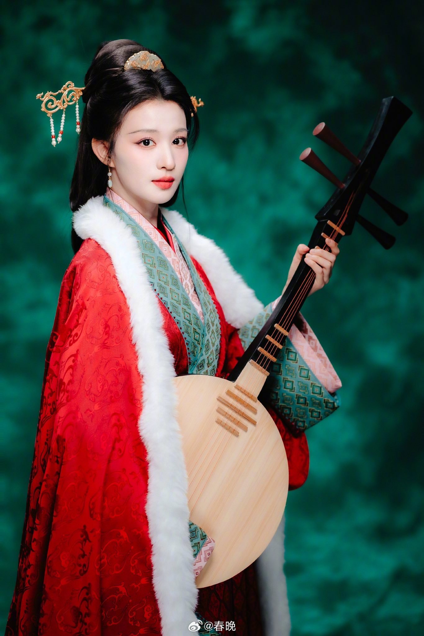 Ngắm hai mỹ nhân này mới hiểu thế nào là “đẹp nghiêng nước nghiêng thành” - 2