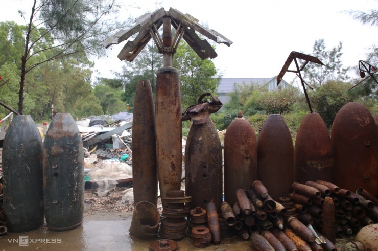 Người đàn ông sưu tập hơn 2.000 kỷ vật chiến tranh - 7