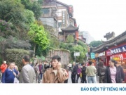 Giới trẻ Trung Quốc rộ mốt “du lịch boomerang”: Một vé, hai điểm đến