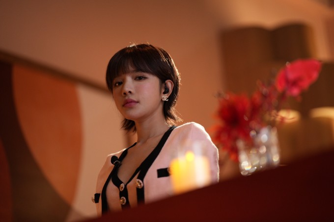 Tạo hình ca sĩ LyLy trong phim "Thỏ ơi". Ảnh: Đoàn phim cung cấp