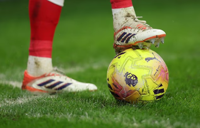 Loại bóng mới làm tăng siêu phẩm ở Ngoại hạng Anh? - 3