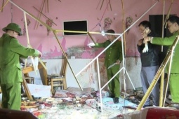 Nghi nổ mìn tại nhà riêng, 10 người bị thương