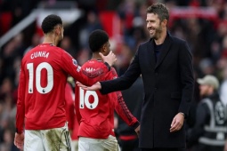 5 trận cầu định đoạt ghế nóng của Carrick ở MU, thắng Liverpool sẽ "có quà"?