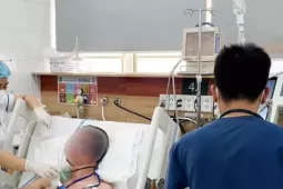 Bác sĩ lí giải nguyên nhân ‘đặc sản’ lạ dễ gây ngộ độc dịp Tết