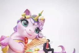 Bán ‘Ngựa Hạnh Phúc’ 10 tấn, chàng trai Bắc Ninh dựng nhà cho người nghèo