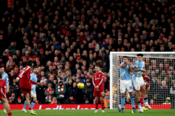 Loại bóng mới làm tăng siêu phẩm ở Ngoại hạng Anh?