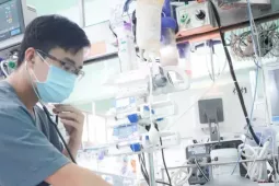 Bác sĩ cảnh báo 'tử thần' đột quỵ đội lốt cơn say ngày Tết