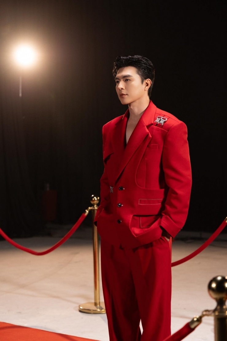 Mười năm đi chậm trong nghề diễn