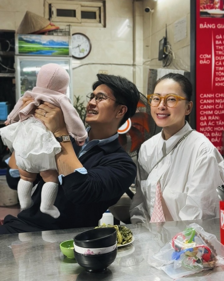 Thời trang 'mẹ bỉm sữa' được khen 'chất chơi' của Ngô Thanh Vân - 3