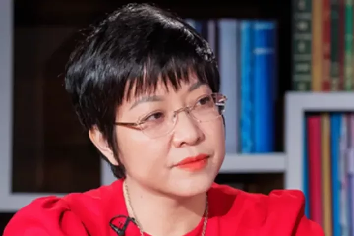 MC Thảo Vân nhớ Táo Quân