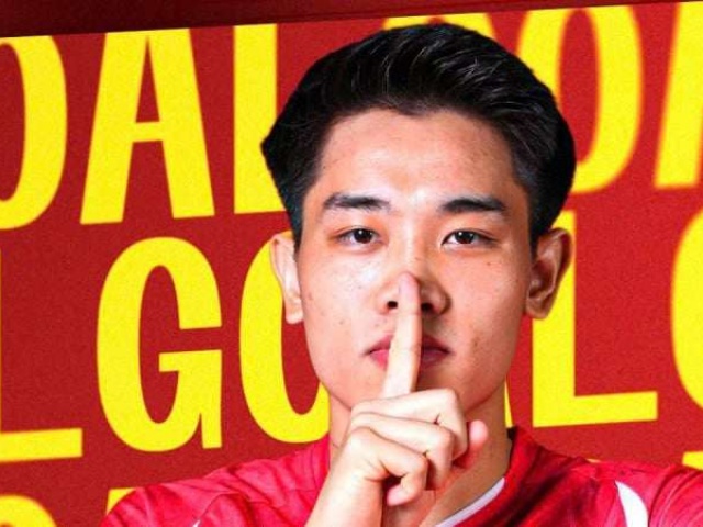 Nguyễn Đình Bắc bị đồng đội làm “mất oan” 3 bàn thắng như thế nào?