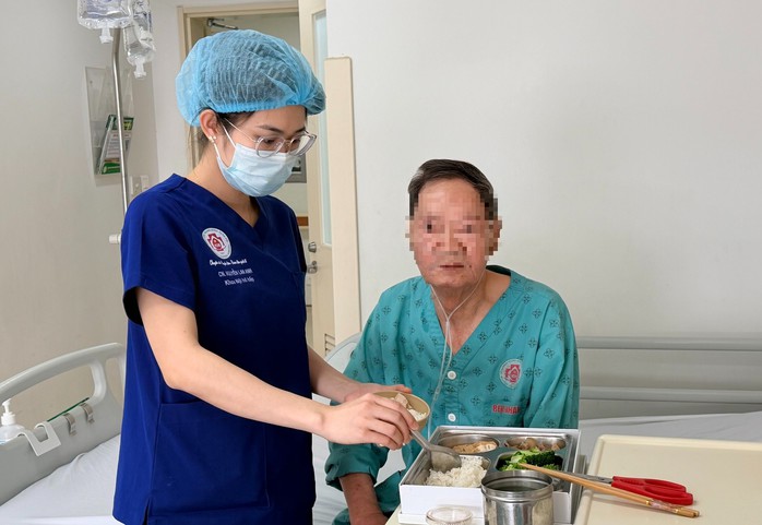 Hơn 111.000 người bệnh đang cấp cứu, điều trị tại các cơ sở y tế. Ảnh: Bệnh viện 108