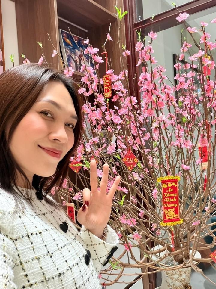 Đàm Vĩnh Hưng vỡ trận 3 ngày Tết - 15