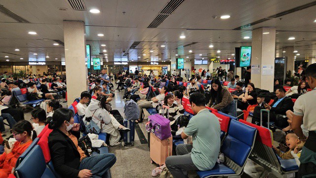 Nhu cầu trở lại TPHCM tăng cao từ ngày mùng 4 Tết