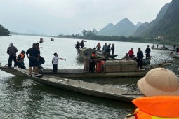 Lật thuyền trên sông Gianh, 2 người mất tích: Tìm thấy thi thể một nạn nhân