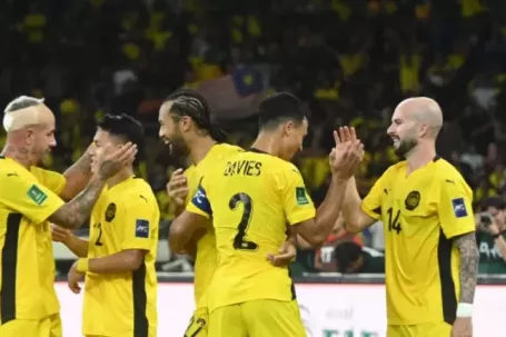 AFC xác nhận 7 cầu thủ gian lận nhập tịch của tuyển Malaysia không được khoác áo đội tuyển quốc gia