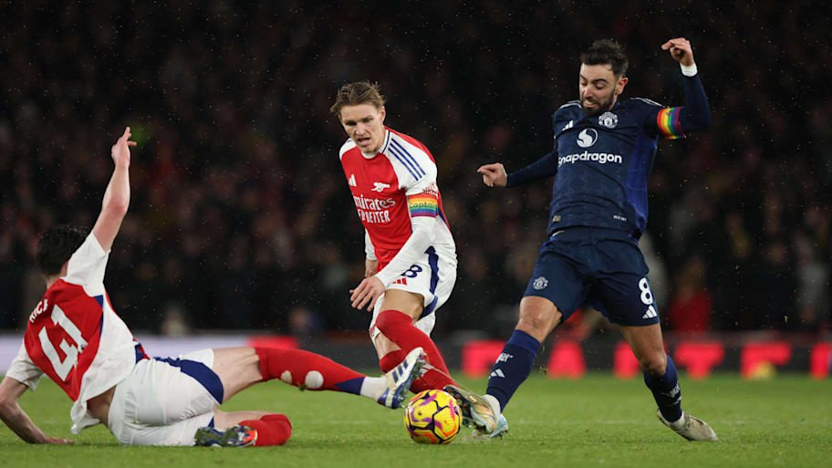 Nếu may mắn hơn, MU đã bằng điểm Arsenal