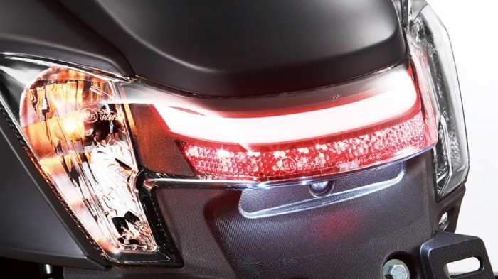 Xe tay ga 125cc mới đẹp hoài cổ, có phanh ABS, giá từ 60 triệu đồng - 4