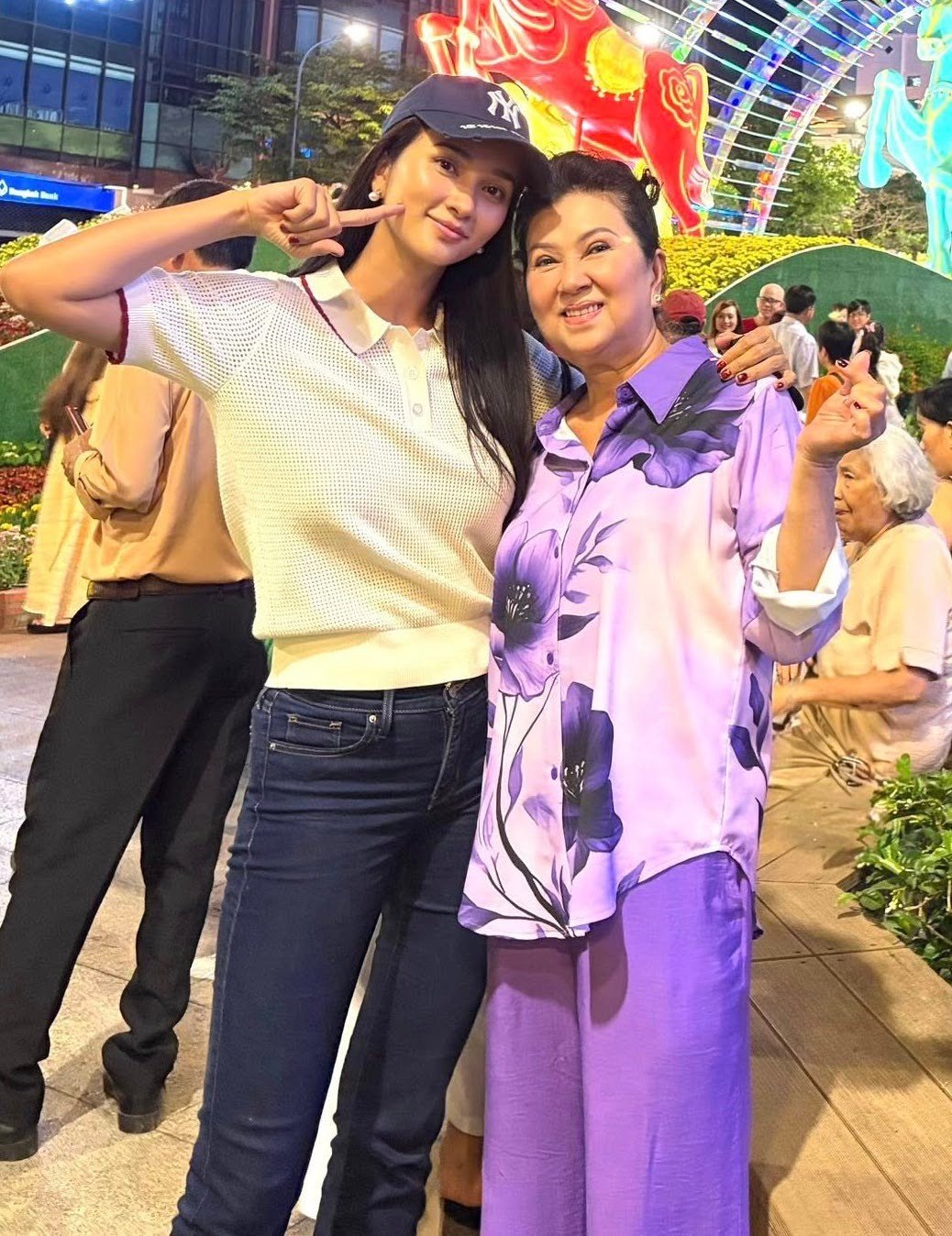 Đàm Vĩnh Hưng vỡ trận 3 ngày Tết - 12