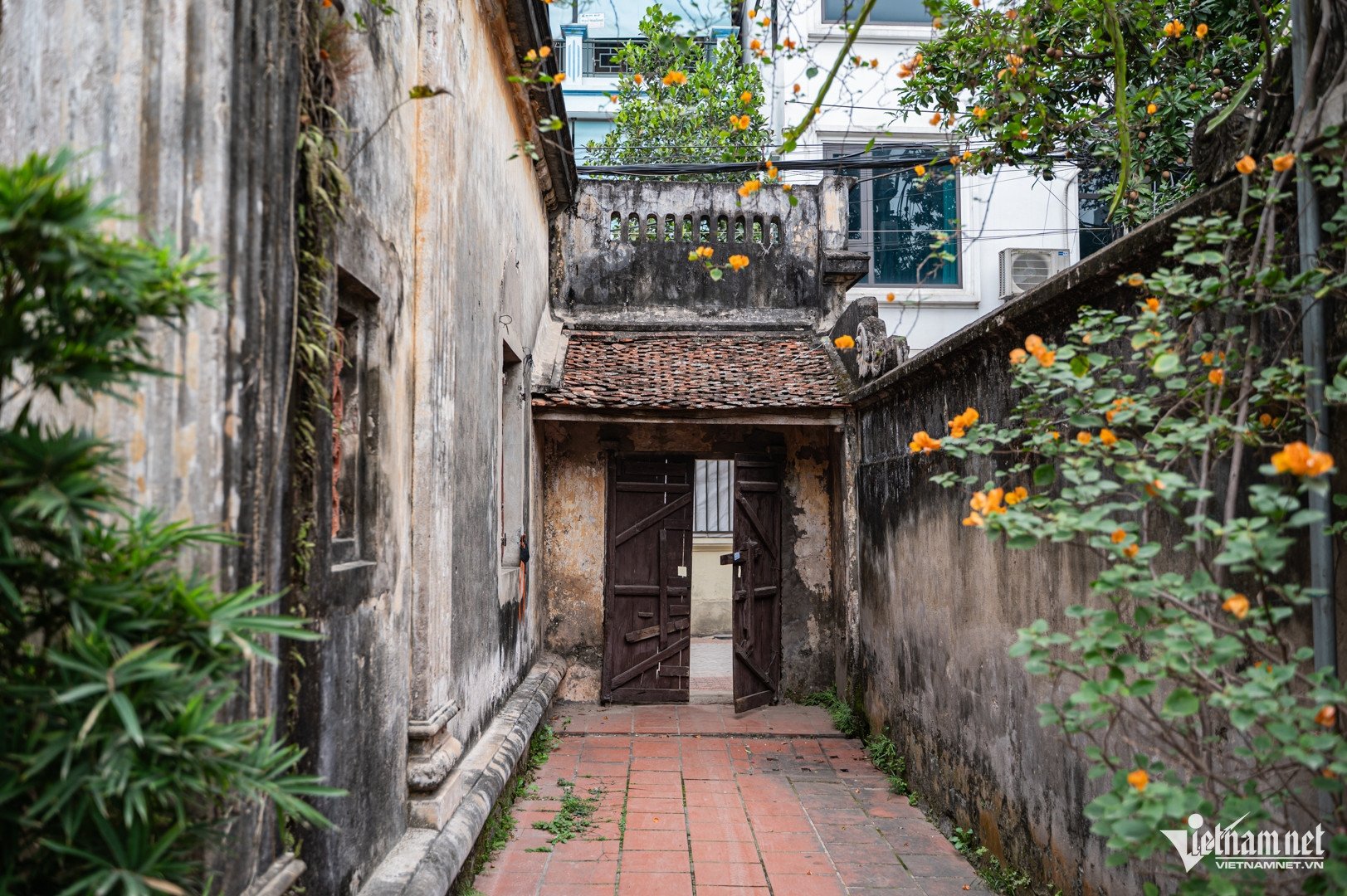 Nét cổ kính của ngôi làng