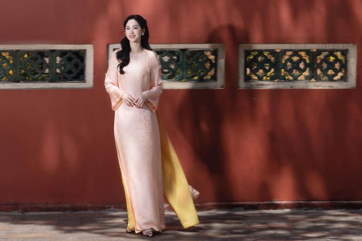 Hoa hậu Đặng Thu Thảo khoe nhan sắc "thần tiên tỷ tỷ" trong loạt áo dài ngày Tết - 6
