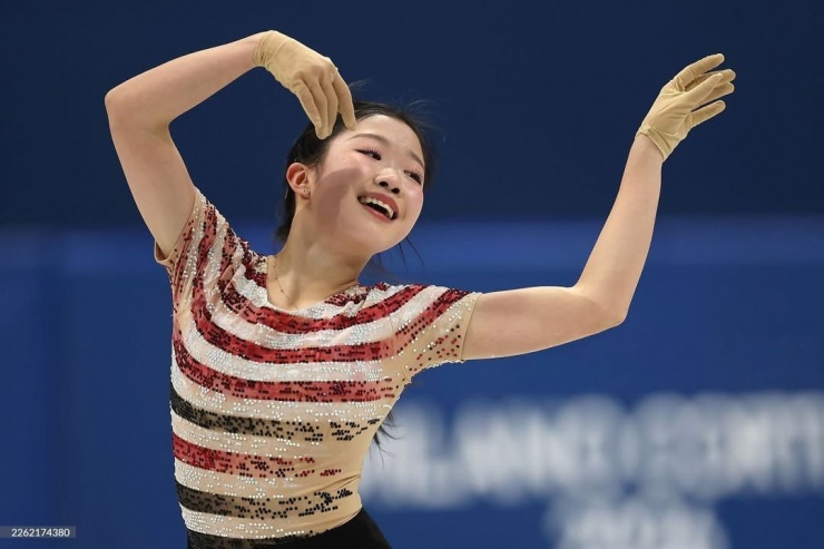 Trang phục trượt băng đẹp nhất Olympic mùa đông - 1