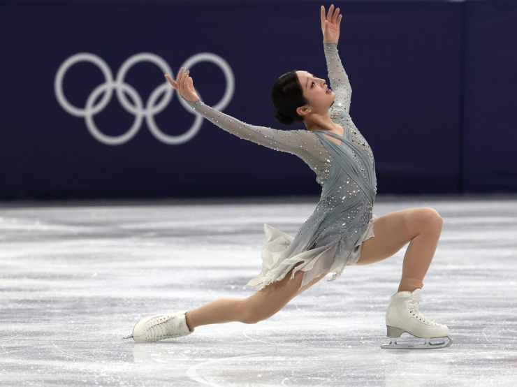 Trang phục trượt băng đẹp nhất Olympic mùa đông - 40