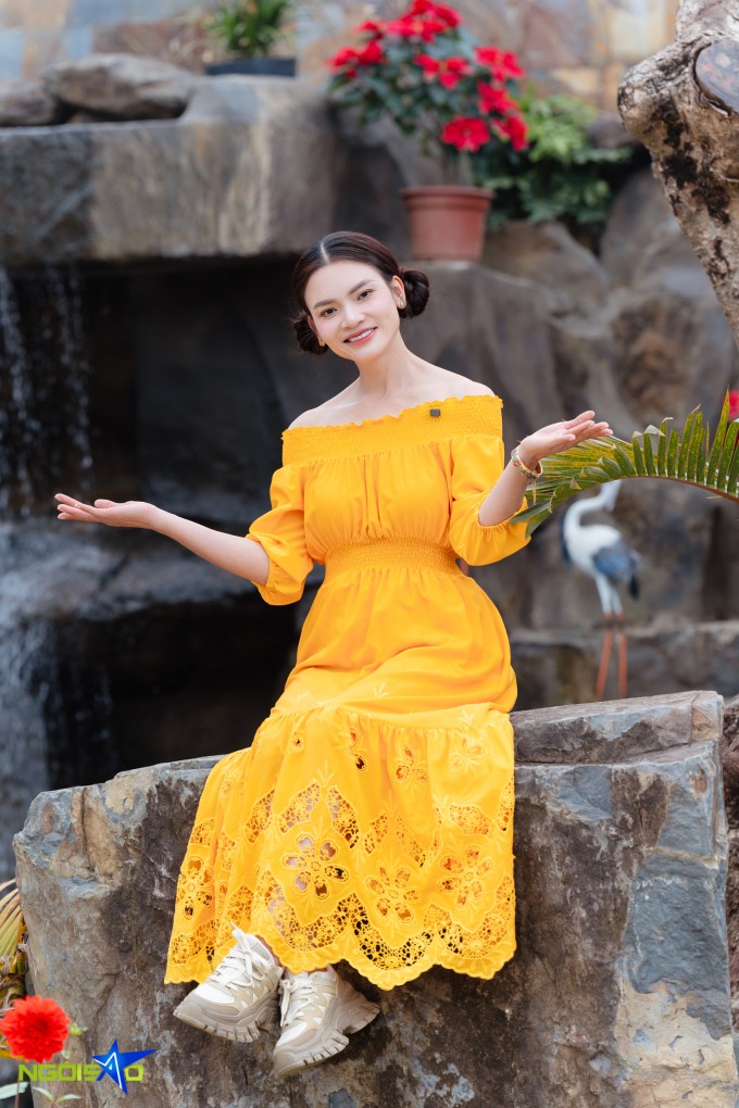 Ao cá, vườn hoa trong biệt phủ 10.000 m2 của Phạm Phương Thảo - 5