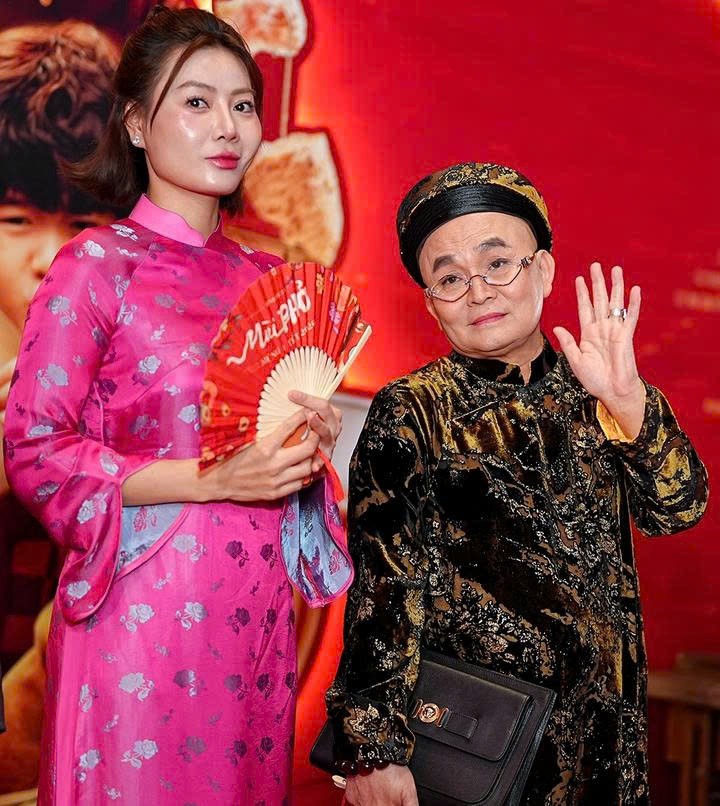 "Mùi phở" là bộ phim thuộc thể loại gia đình, hài của đạo diễn Minh Beta ra mắt vào dịp Tết Nguyên đán năm nay. Phim quy tụ dàn diễn viên đông đảo ở miền Bắc và miền Nam như Xuân Hinh, Thu Trang, Thanh Thanh Hiền, Quốc Tuấn, Hà Hương, Thanh Hương... xoay quanh câu chuyện của các thành viên trong một gia đình có truyền thống nấu phở.