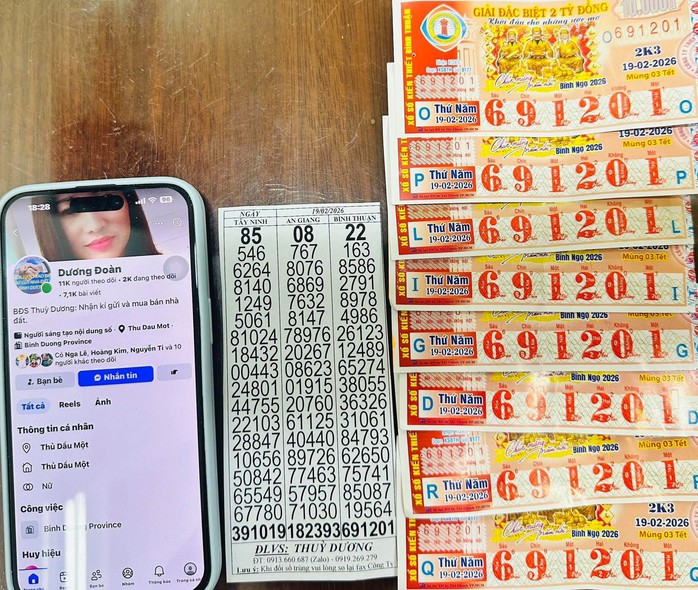Vé số Bình Thuận trúng độc đắc tại đại lý vé số Thùy Dương. Ảnh: ĐLVS Thùy Dương