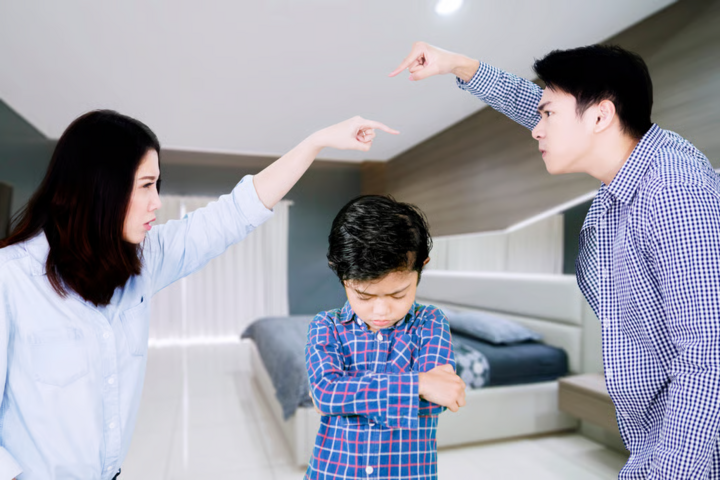 Không còn quát mắng, phụ huynh trẻ tại Trung Quốc để con thực hành nhiều hơn.