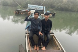 Cha con người đàn ông mắc ung thư kể phút cứu người vụ lật thuyền ngày Tết