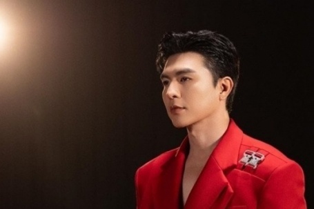 Áp lực của 'Mỹ nam phản diện được yêu thích nhất' phim Việt