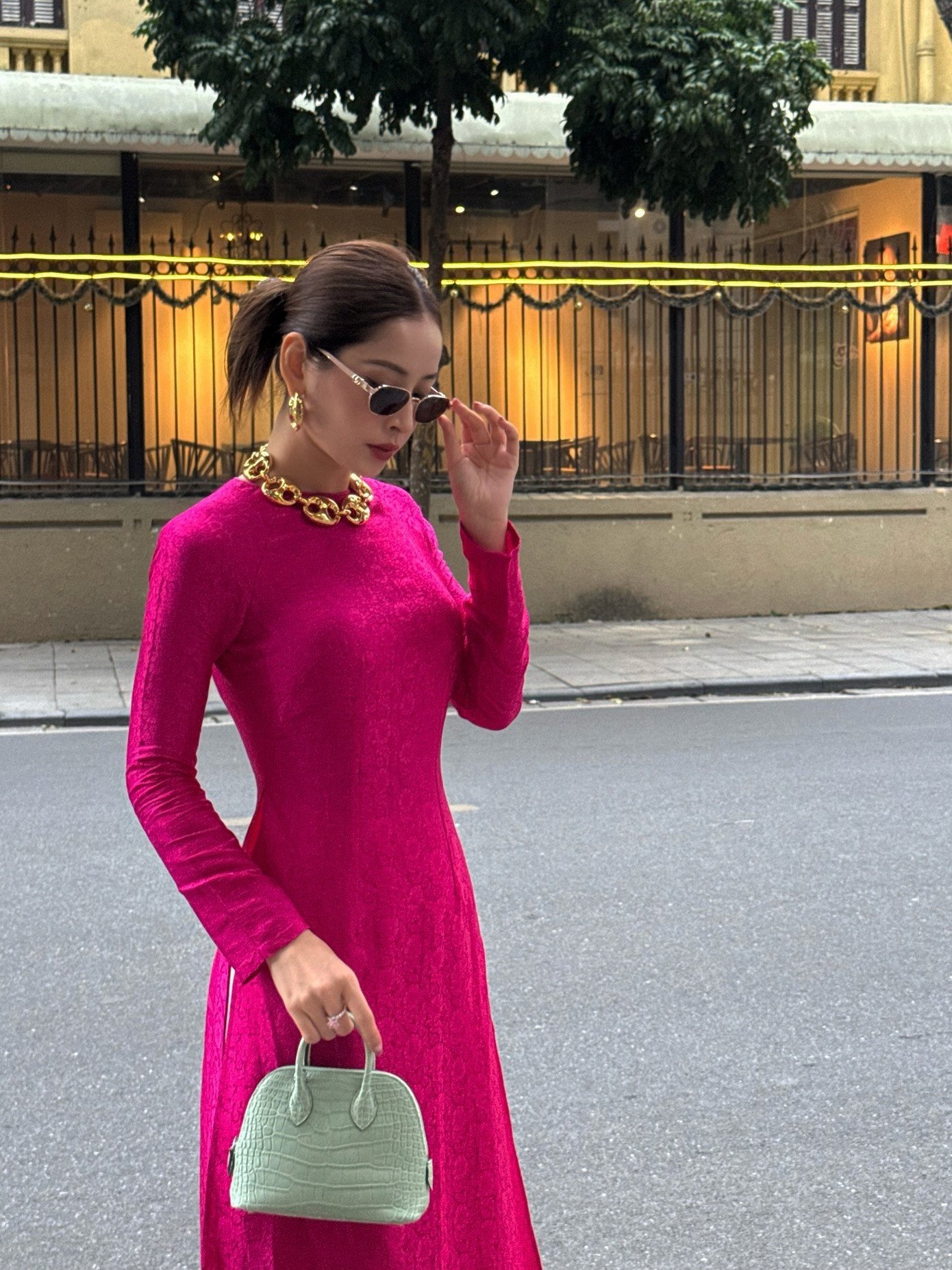 Chi Pu giữ đúng lời hứa “mỗi mùng một bộ”, xứng danh "nữ thần áo dài" mùa Tết - 11