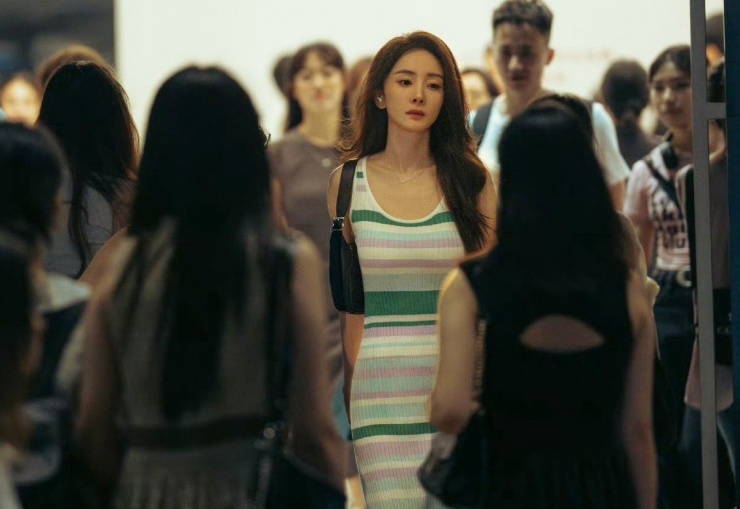 Phim Trung Quốc thường hành hạ phụ nữ, hoặc xây dựng kịch bản coi họ như "vật trang trí" cho thành công của đàn ông.