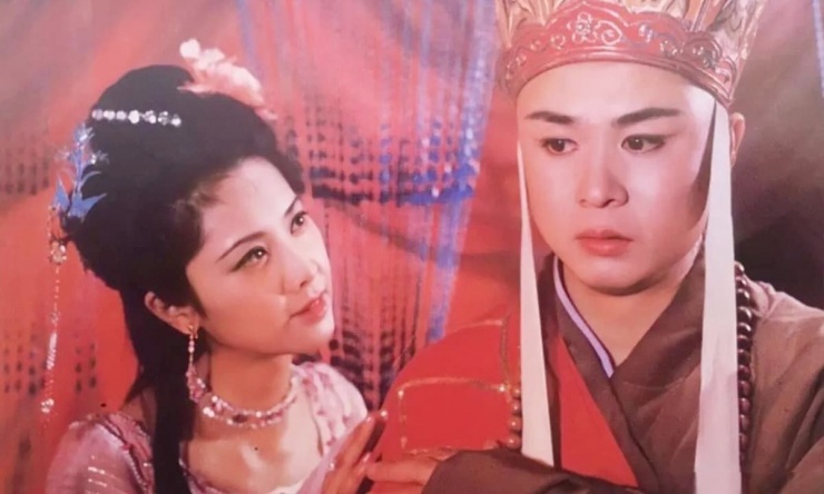 Nữ vương Nữ Nhi Quốc là kiếp nạn tình ái của Đường Tăng.