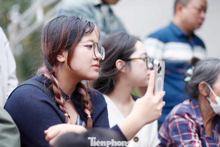 Những cô gái trẻ dám bước vào sới vật, thi đấu sòng phẳng trước hàng nghìn ánh mắt dõi theo, đã truyền cảm hứng mạnh mẽ về sự tự tin, bản lĩnh và khát vọng khẳng định mình.