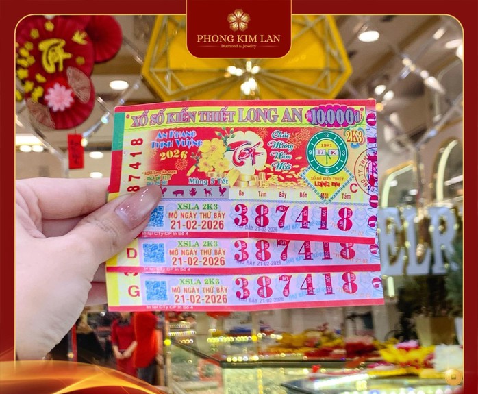 Giải độc đắc của vé số Long An trúng tại tỉnh Vĩnh Long. Ảnh: Tiệm vàng Phong Kim Lan