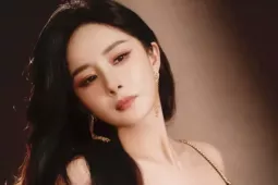 Dương Mịch có nhiều cảnh khoe thân