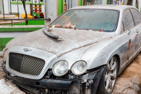 Xe siêu sang Bentley giá 20 tỷ bỏ hoang trên vỉa hè Hà Nội hơn 11 năm